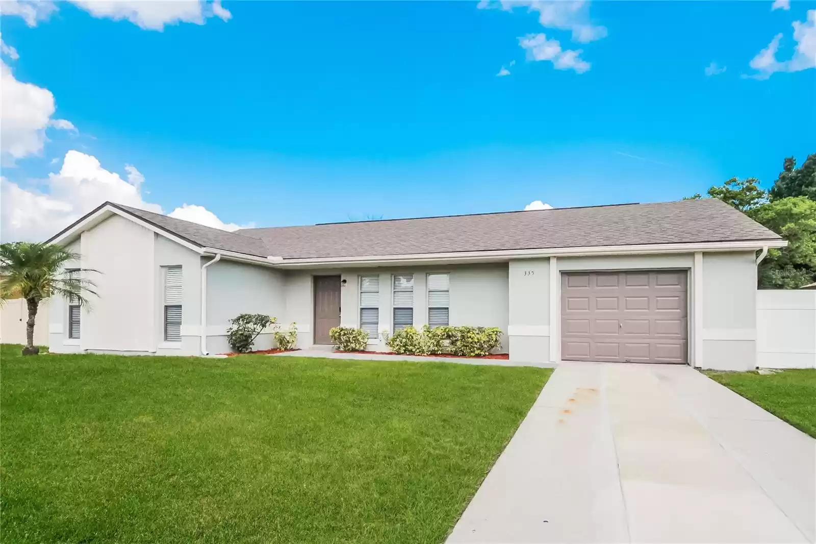 335 BUTTONWOOD DRIVE, KISSIMMEE, Florida 34743, 3 Bedrooms Bedrooms, ,2 BathroomsBathrooms,Residential Lease,For Rent,BUTTONWOOD,0,MFRO6256474