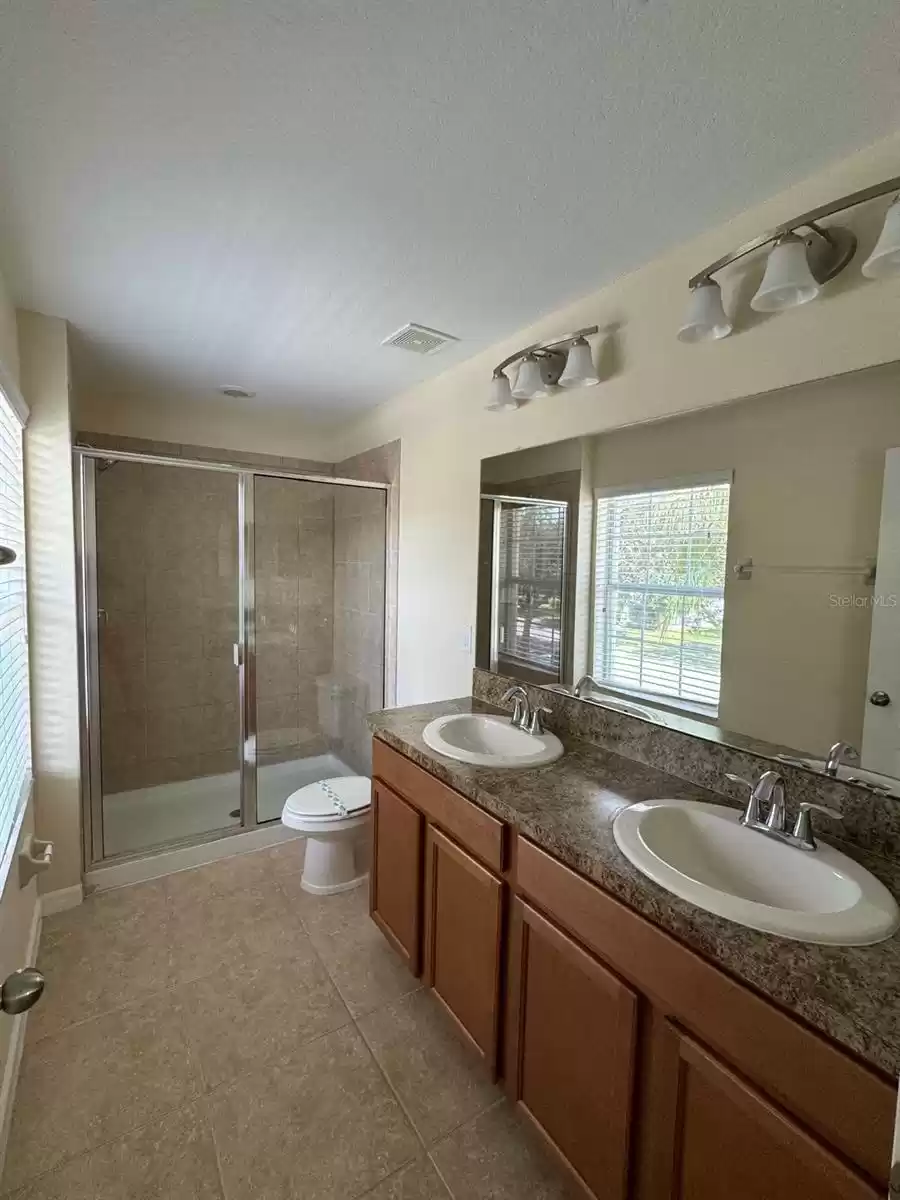 5637 NEW INDEPENDENCE PKWY, WINTER GARDEN, Florida 34787, 3 Bedrooms Bedrooms, ,2 BathroomsBathrooms,Residential Lease,For Rent,NEW INDEPENDENCE PKWY,MFRO6255255