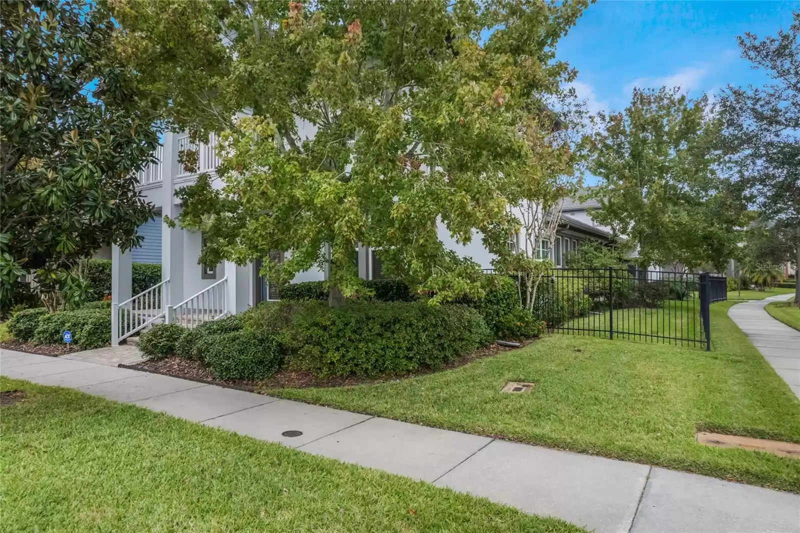 8391 LAUREATE BOULEVARD, ORLANDO, Florida 32827, 4 Bedrooms Bedrooms, ,3 BathroomsBathrooms,Residential,For Sale,LAUREATE,MFRO6254886