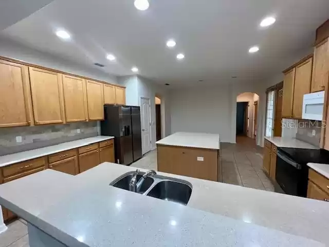 1921 CROWN HILL BOULEVARD, ORLANDO, Florida 32828, 5 Bedrooms Bedrooms, ,3 BathroomsBathrooms,Residential Lease,For Rent,CROWN HILL,0,MFRO6256309