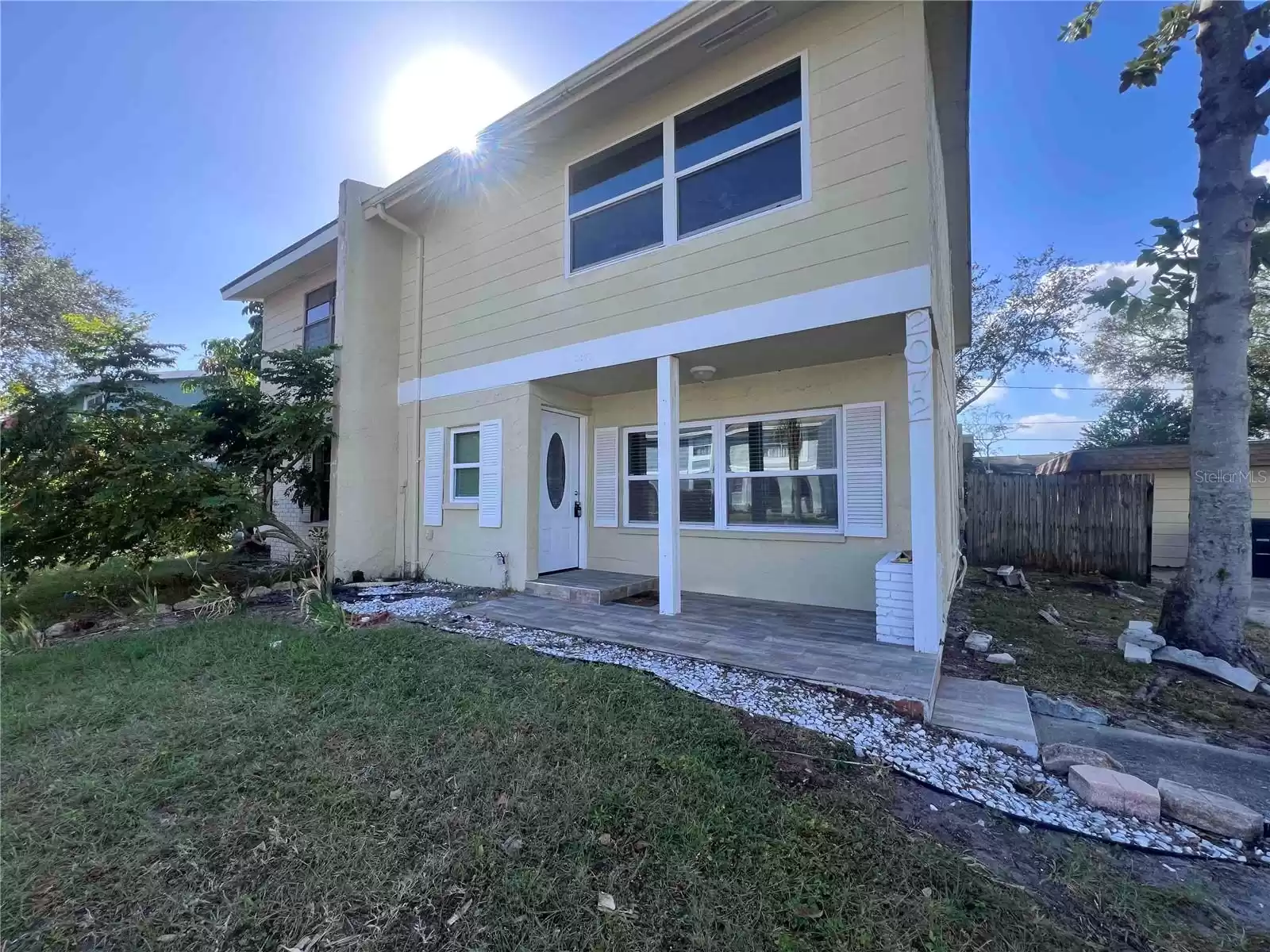 2072 LOS LOMAS DRIVE, CLEARWATER, Florida 33763, 3 Bedrooms Bedrooms, ,1 BathroomBathrooms,Residential Lease,For Rent,LOS LOMAS,0,MFRTB8320467