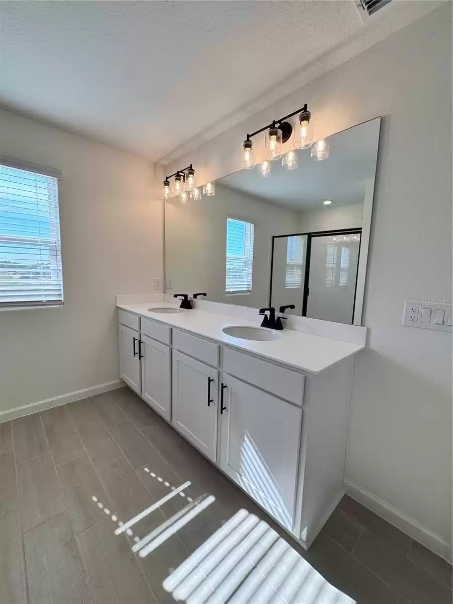2936 SHARP ROAD, KISSIMMEE, Florida 34744, 5 Bedrooms Bedrooms, ,4 BathroomsBathrooms,Residential Lease,For Rent,SHARP,0,MFRO6257098