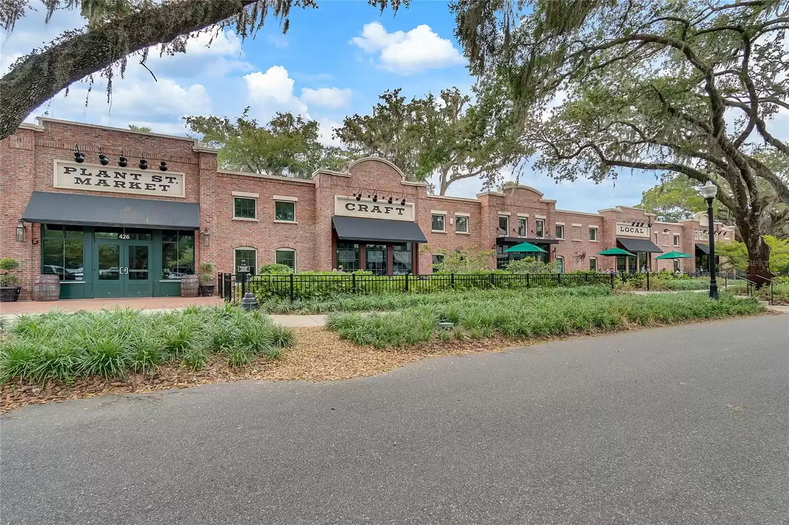 Surrounding community of Downtown Winter Garden