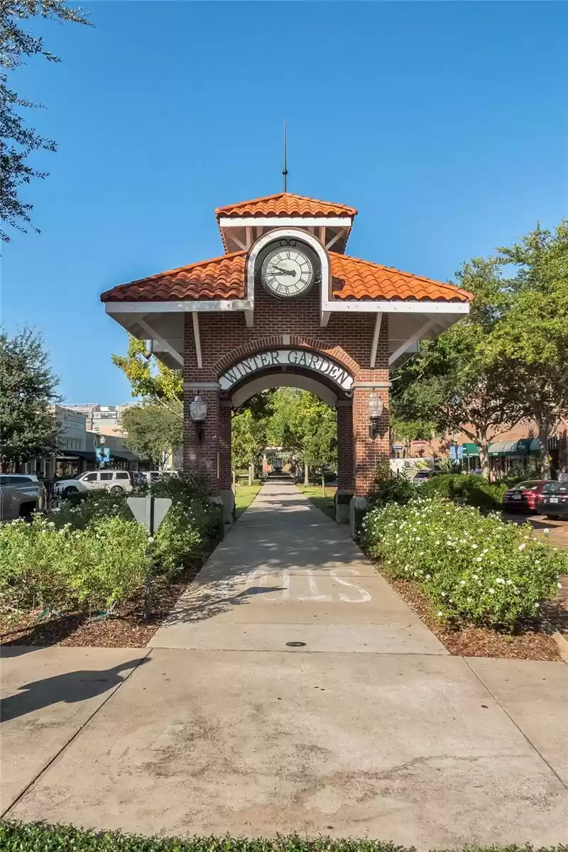 Surrounding community of Downtown Winter Garden