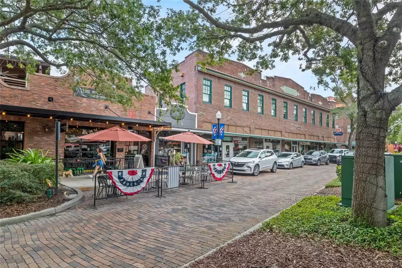 Surrounding community of Downtown Winter Garden