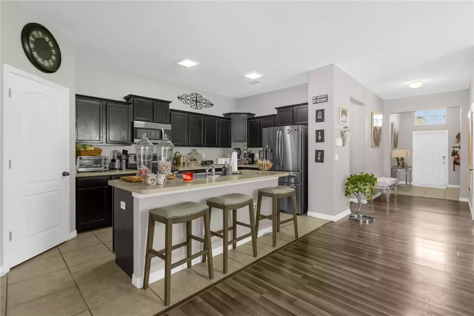 14365 QUEENSIDE STREET, ORLANDO, Florida 32824, 4 Bedrooms Bedrooms, ,3 BathroomsBathrooms,Residential Lease,For Rent,QUEENSIDE,0,MFRO6256627