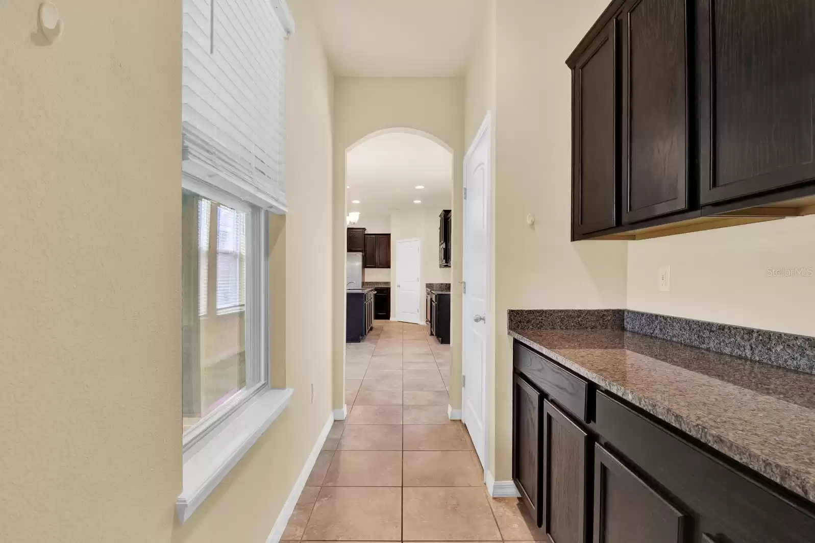 9987 TAWNY MEADOW ALLEY, WINTER GARDEN, Florida 34787, 3 Bedrooms Bedrooms, ,2 BathroomsBathrooms,Residential,For Sale,TAWNY MEADOW,MFRO6228065