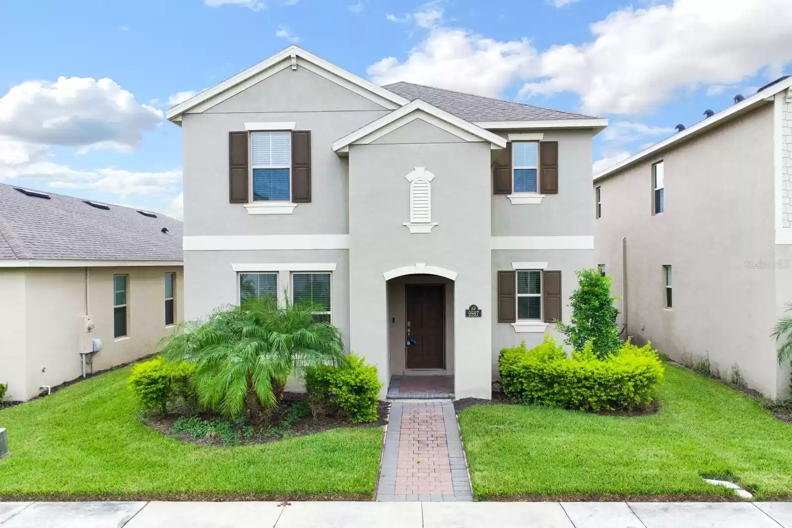 9987 TAWNY MEADOW ALLEY, WINTER GARDEN, Florida 34787, 3 Bedrooms Bedrooms, ,2 BathroomsBathrooms,Residential,For Sale,TAWNY MEADOW,MFRO6228065