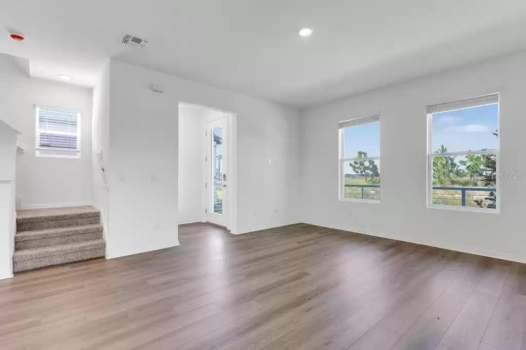 4621 CROSS PRAIRIE PARKWAY, SAINT CLOUD, Florida 34772, 4 Bedrooms Bedrooms, ,2 BathroomsBathrooms,Residential Lease,For Rent,CROSS PRAIRIE,MFRO6256369