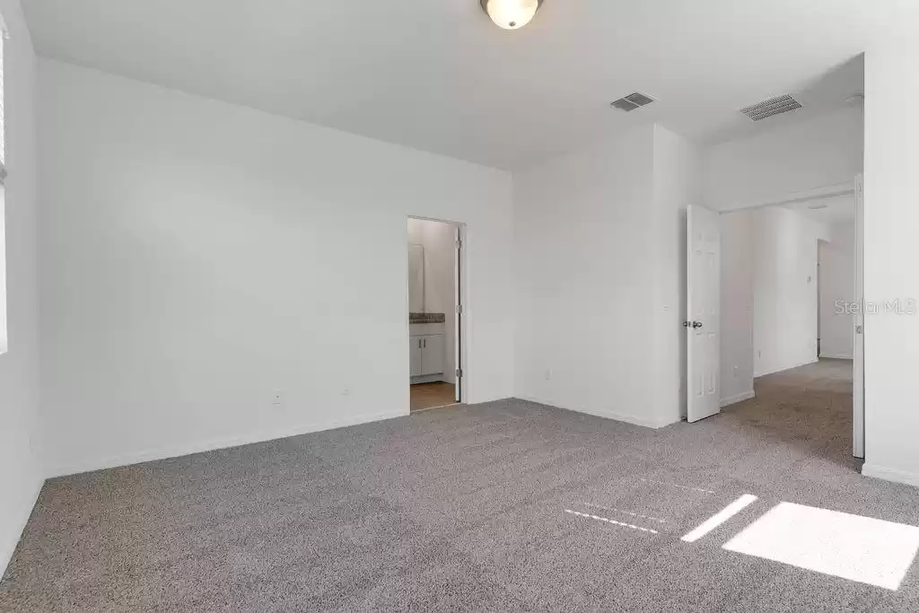 4621 CROSS PRAIRIE PARKWAY, SAINT CLOUD, Florida 34772, 4 Bedrooms Bedrooms, ,2 BathroomsBathrooms,Residential Lease,For Rent,CROSS PRAIRIE,MFRO6256369