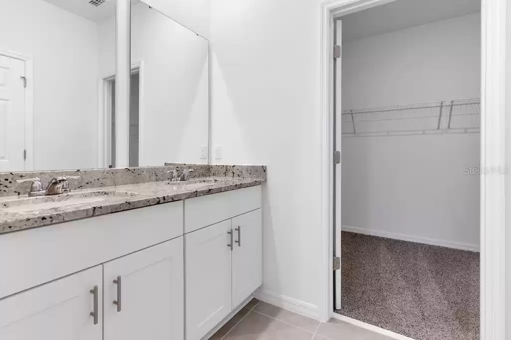 4621 CROSS PRAIRIE PARKWAY, SAINT CLOUD, Florida 34772, 4 Bedrooms Bedrooms, ,2 BathroomsBathrooms,Residential Lease,For Rent,CROSS PRAIRIE,MFRO6256369