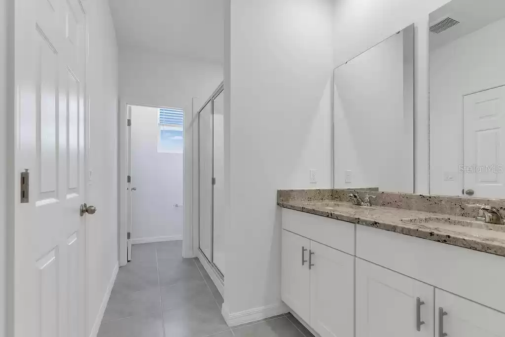 4621 CROSS PRAIRIE PARKWAY, SAINT CLOUD, Florida 34772, 4 Bedrooms Bedrooms, ,2 BathroomsBathrooms,Residential Lease,For Rent,CROSS PRAIRIE,MFRO6256369