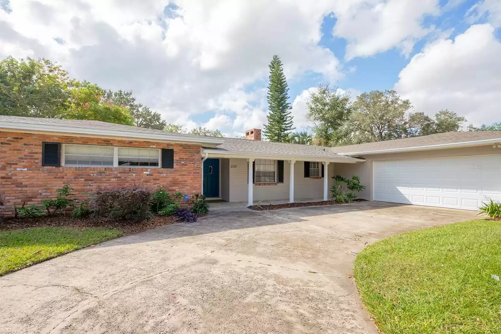 2518 SWEETWATER TRAIL, WINTER PARK, Florida 32789, 4 Bedrooms Bedrooms, ,2 BathroomsBathrooms,Residential,For Sale,SWEETWATER,MFRO6255305