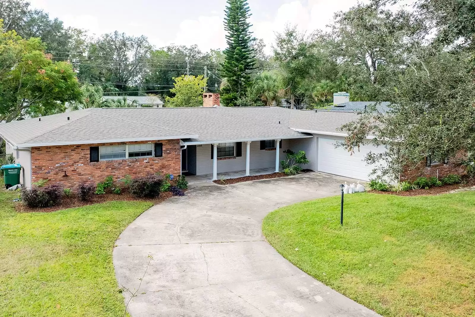 2518 SWEETWATER TRAIL, WINTER PARK, Florida 32789, 4 Bedrooms Bedrooms, ,2 BathroomsBathrooms,Residential,For Sale,SWEETWATER,MFRO6255305