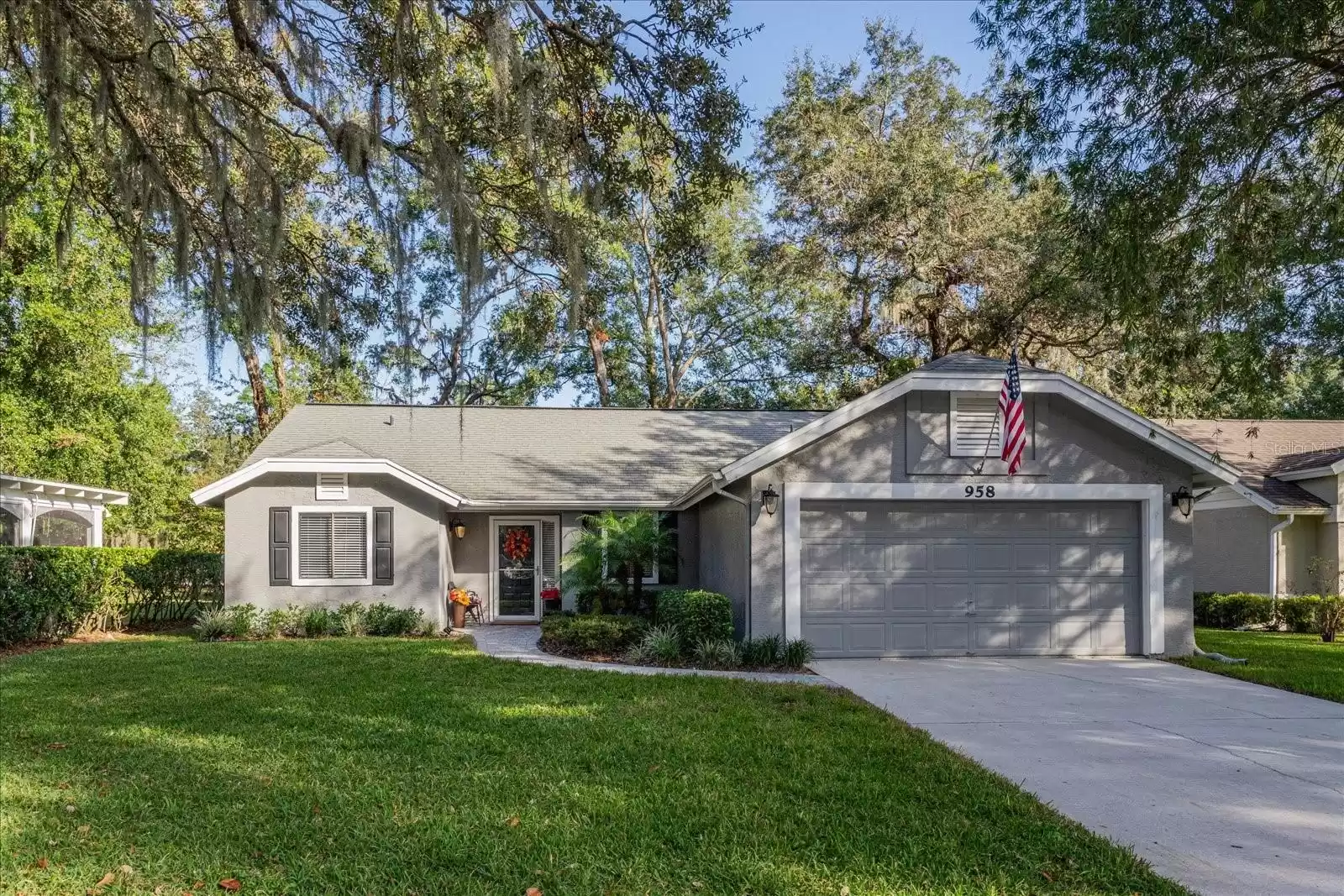 958 SOUTHRIDGE TRAIL, ALTAMONTE SPRINGS, Florida 32714, 3 Bedrooms Bedrooms, ,2 BathroomsBathrooms,Residential,For Sale,SOUTHRIDGE TRAIL,MFRO6255613