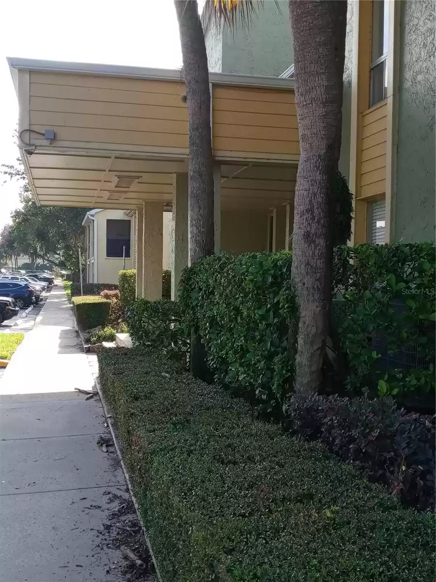 902 LAKE DESTINY ROAD, ALTAMONTE SPRINGS, Florida 32714, 2 Bedrooms Bedrooms, ,2 BathroomsBathrooms,Residential Lease,For Rent,LAKE DESTINY,MFRO6257830