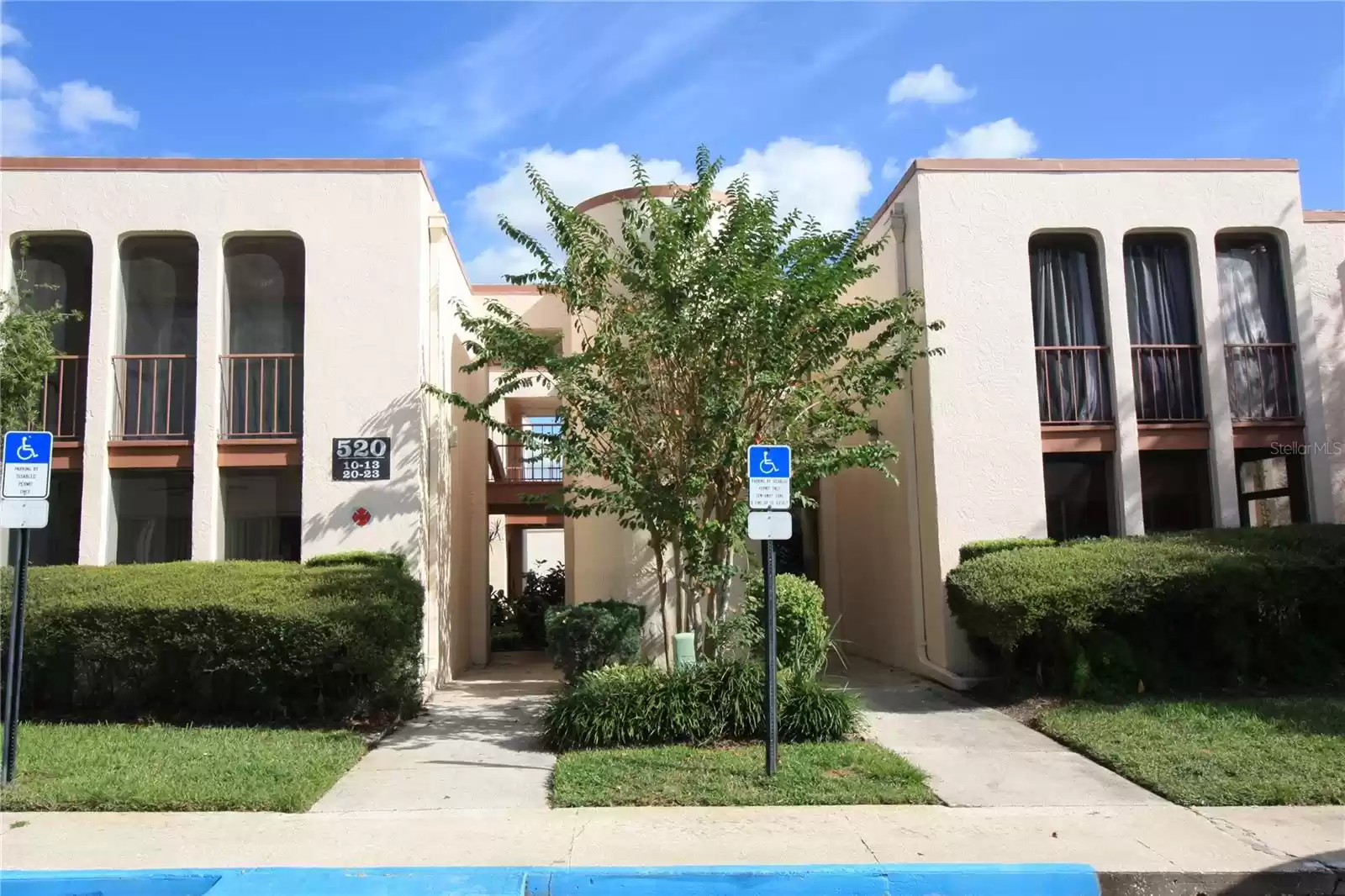 520 ORANGE DRIVE, ALTAMONTE SPRINGS, Florida 32701, 2 Bedrooms Bedrooms, ,2 BathroomsBathrooms,Residential Lease,For Rent,ORANGE,MFRO6257755