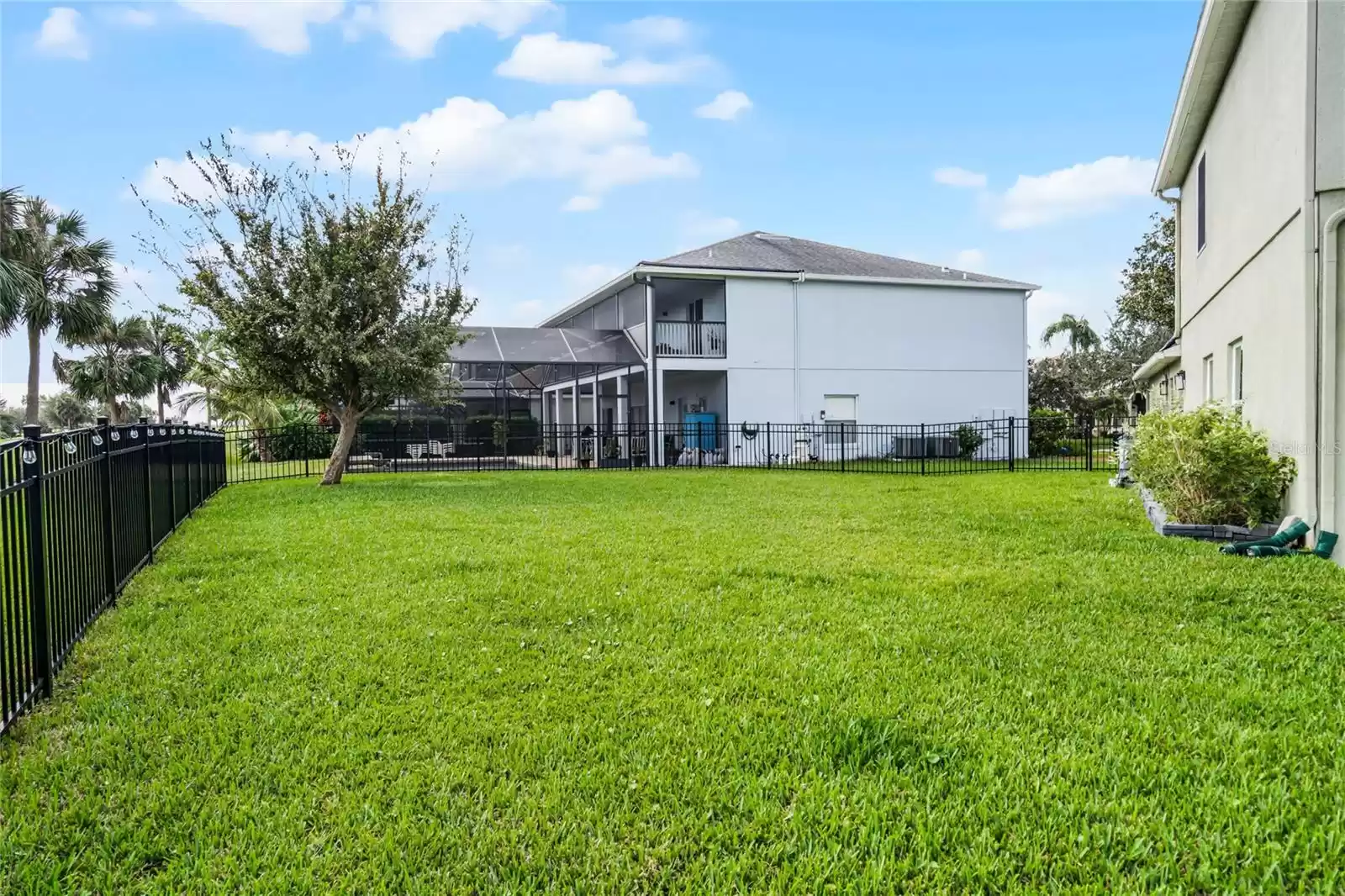 1249 SELBYDON WAY, WINTER GARDEN, Florida 34787, 5 Bedrooms Bedrooms, ,3 BathroomsBathrooms,Residential,For Sale,SELBYDON,MFRO6254355