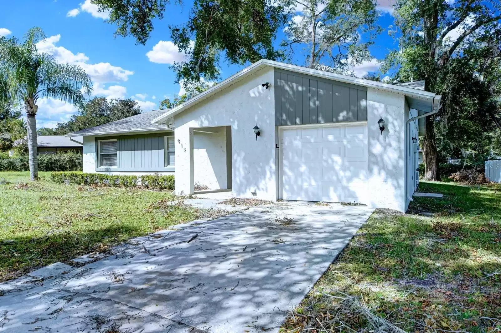 913 SYCAMORE LANE, ALTAMONTE SPRINGS, Florida 32714, 4 Bedrooms Bedrooms, ,2 BathroomsBathrooms,Residential,For Sale,SYCAMORE,MFRO6251930