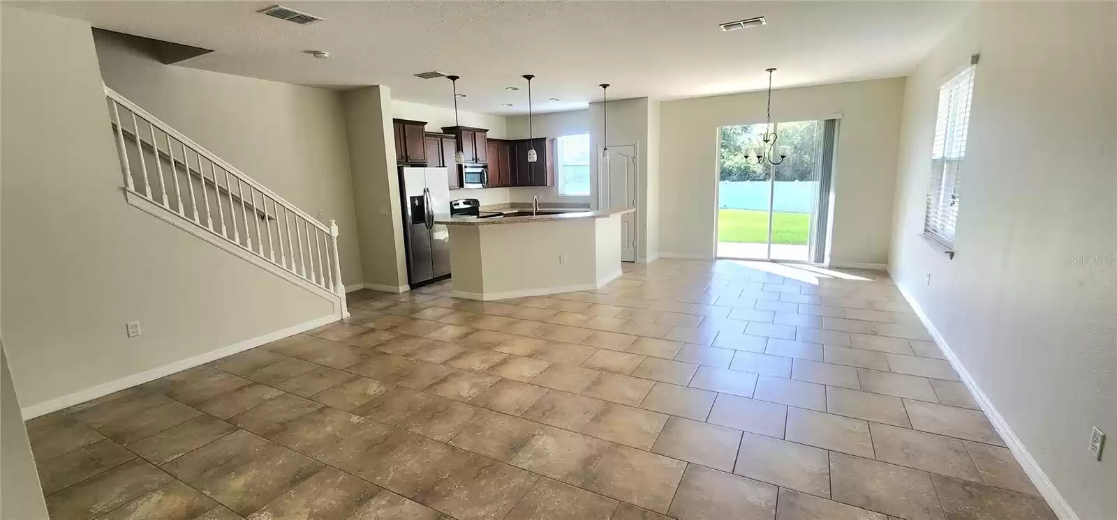 1468 SCARLET OAK LOOP, WINTER GARDEN, Florida 34787, 3 Bedrooms Bedrooms, ,2 BathroomsBathrooms,Residential,For Sale,SCARLET OAK,MFRO6257336