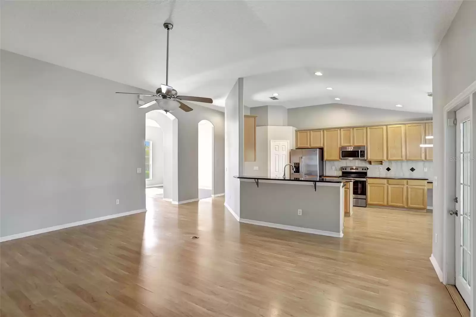 2019 WINTERMERE POINTE DRIVE, WINTER GARDEN, Florida 34787, 4 Bedrooms Bedrooms, ,3 BathroomsBathrooms,Residential,For Sale,WINTERMERE POINTE,MFRO6257471