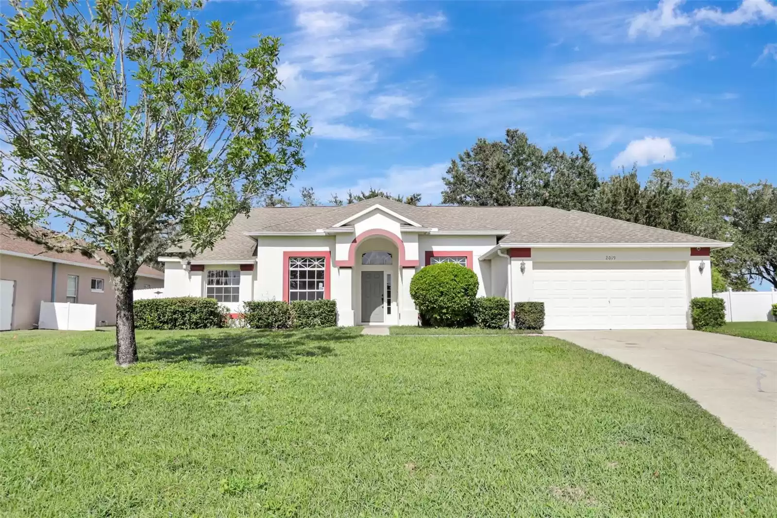 2019 WINTERMERE POINTE DRIVE, WINTER GARDEN, Florida 34787, 4 Bedrooms Bedrooms, ,3 BathroomsBathrooms,Residential,For Sale,WINTERMERE POINTE,MFRO6257471