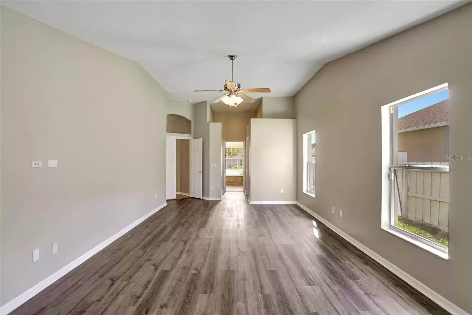 2019 WINTERMERE POINTE DRIVE, WINTER GARDEN, Florida 34787, 4 Bedrooms Bedrooms, ,3 BathroomsBathrooms,Residential,For Sale,WINTERMERE POINTE,MFRO6257471