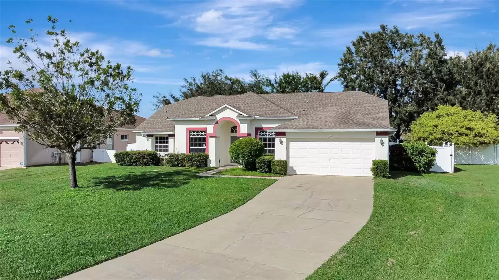 2019 WINTERMERE POINTE DRIVE, WINTER GARDEN, Florida 34787, 4 Bedrooms Bedrooms, ,3 BathroomsBathrooms,Residential,For Sale,WINTERMERE POINTE,MFRO6257471