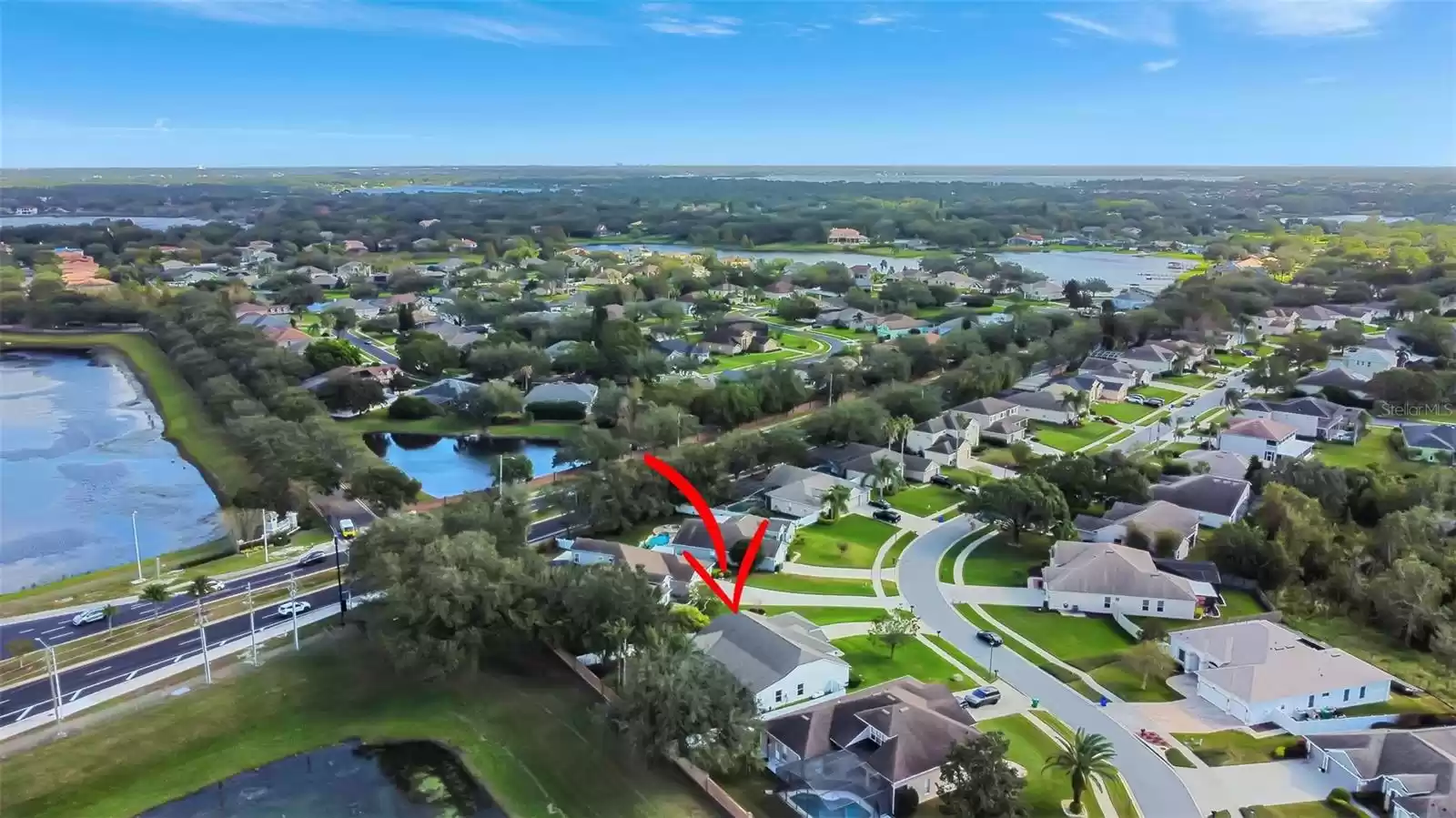 2019 WINTERMERE POINTE DRIVE, WINTER GARDEN, Florida 34787, 4 Bedrooms Bedrooms, ,3 BathroomsBathrooms,Residential,For Sale,WINTERMERE POINTE,MFRO6257471