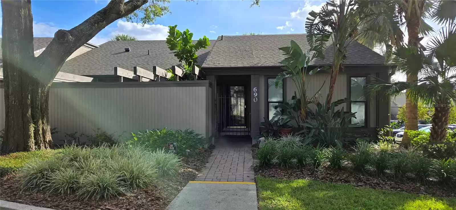 690 LAKE VILLAS DRIVE, ALTAMONTE SPRINGS, Florida 32701, 2 Bedrooms Bedrooms, ,2 BathroomsBathrooms,Residential,For Sale,LAKE VILLAS,MFRO6257913