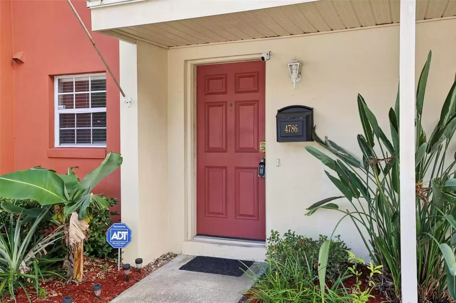 4786 TANGERINE AVENUE, WINTER PARK, Florida 32792, 2 Bedrooms Bedrooms, ,2 BathroomsBathrooms,Residential,For Sale,TANGERINE,MFRO6257765