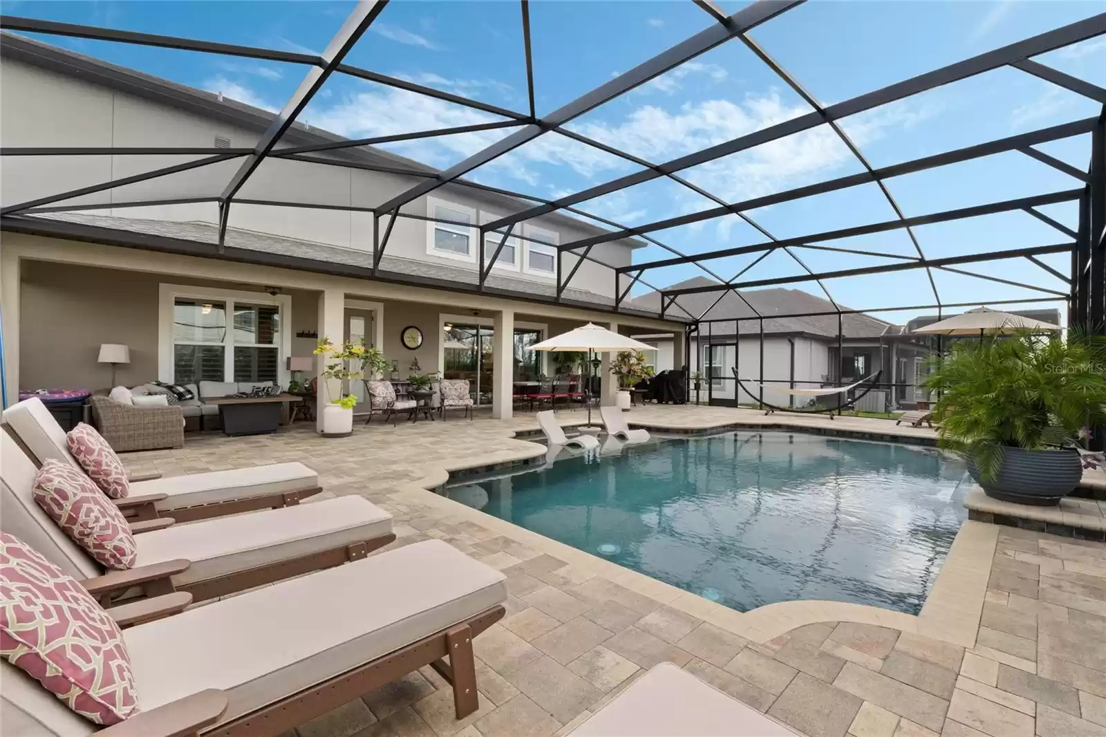 663 CATERPILLAR RUN, WINTER GARDEN, Florida 34787, 5 Bedrooms Bedrooms, ,4 BathroomsBathrooms,Residential,For Sale,CATERPILLAR,MFRO6257520