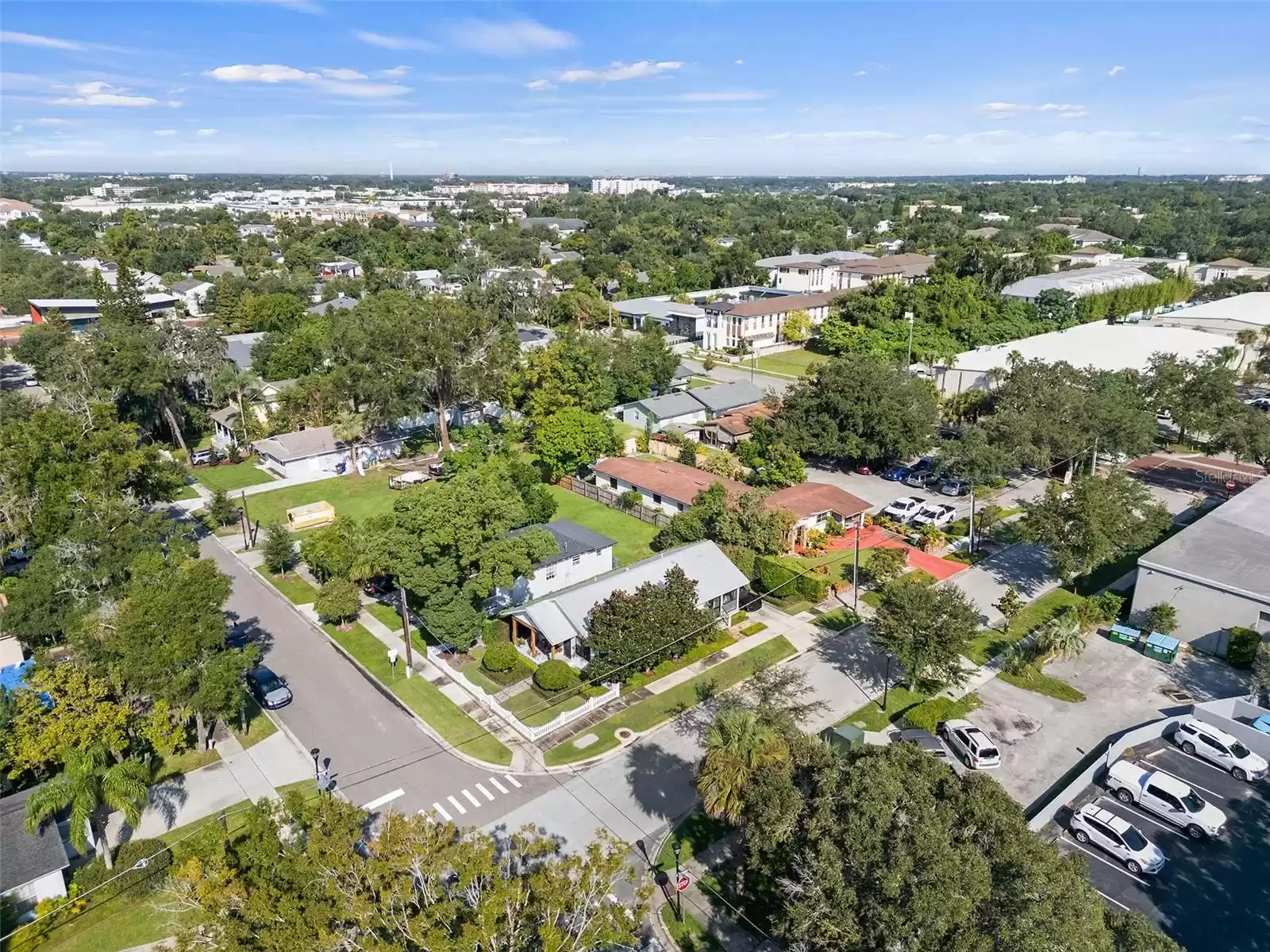 411 GARFIELD AVENUE, WINTER PARK, Florida 32789, 2 Bedrooms Bedrooms, ,2 BathroomsBathrooms,Residential,For Sale,GARFIELD,MFRO6242649