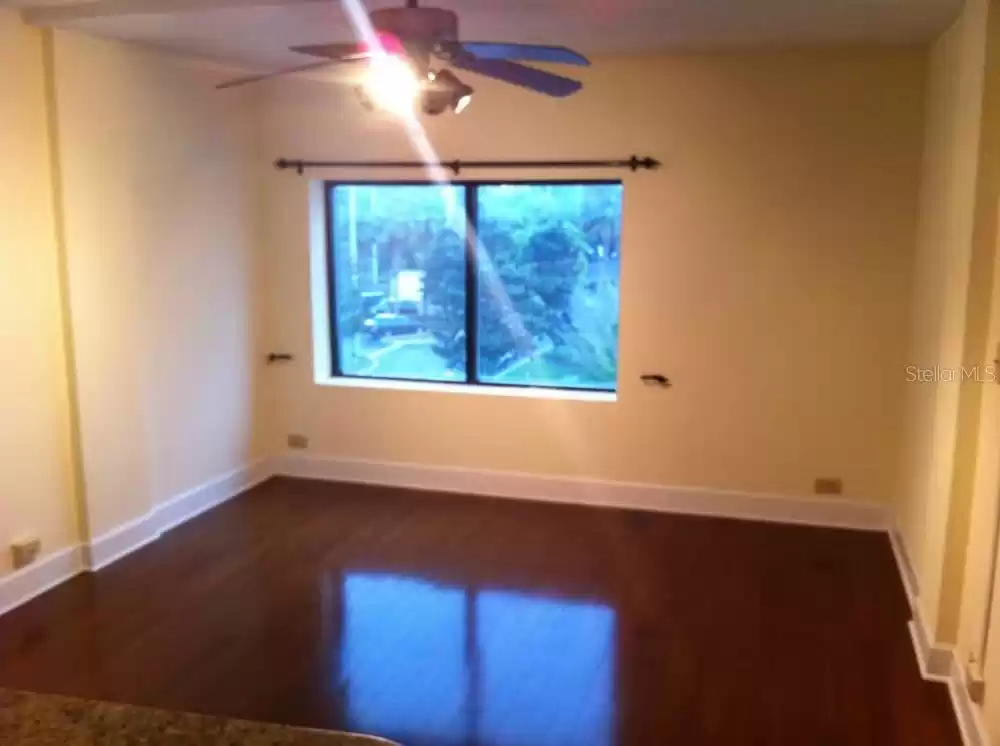 151 WASHINGTON STREET, ORLANDO, Florida 32801, 1 Bedroom Bedrooms, ,1 BathroomBathrooms,Residential Lease,For Rent,WASHINGTON,MFRO6258516