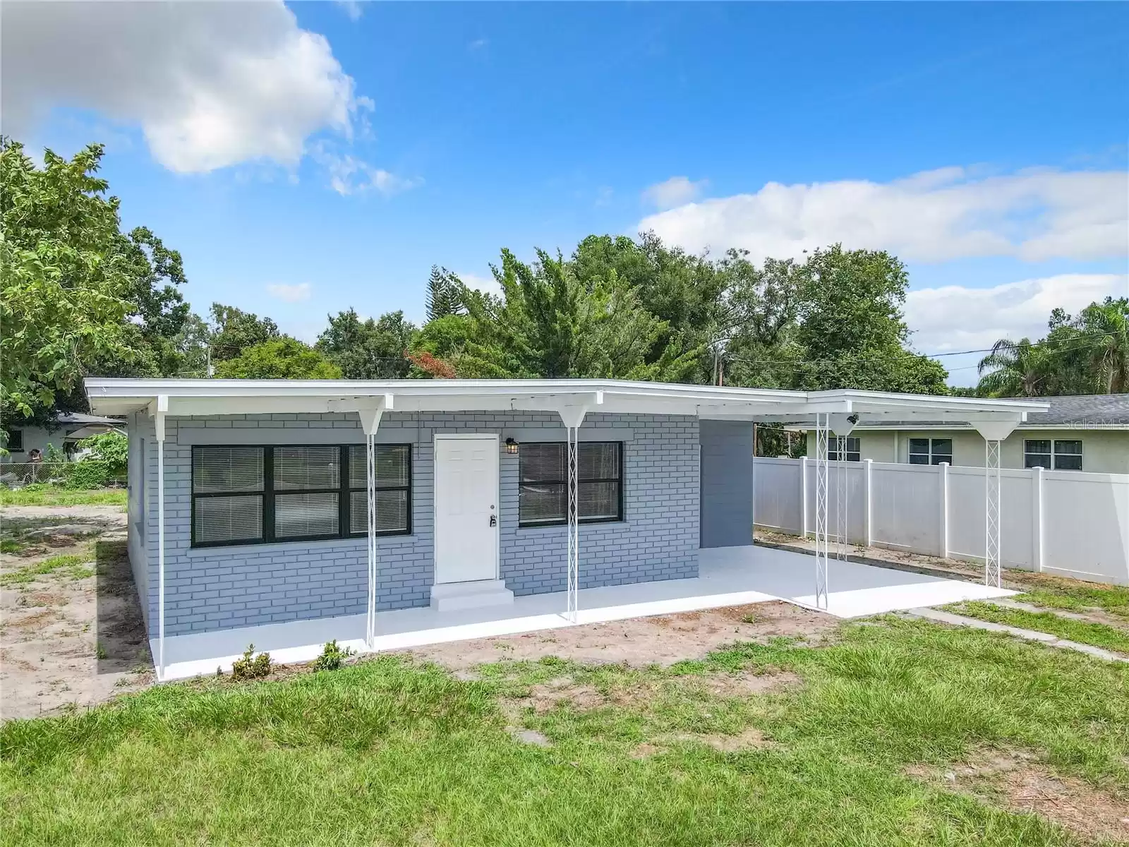 3109 AVENUE R, WINTER HAVEN, Florida 33881, 2 Bedrooms Bedrooms, ,1 BathroomBathrooms,Residential Lease,For Rent,AVENUE R,MFRO6258719