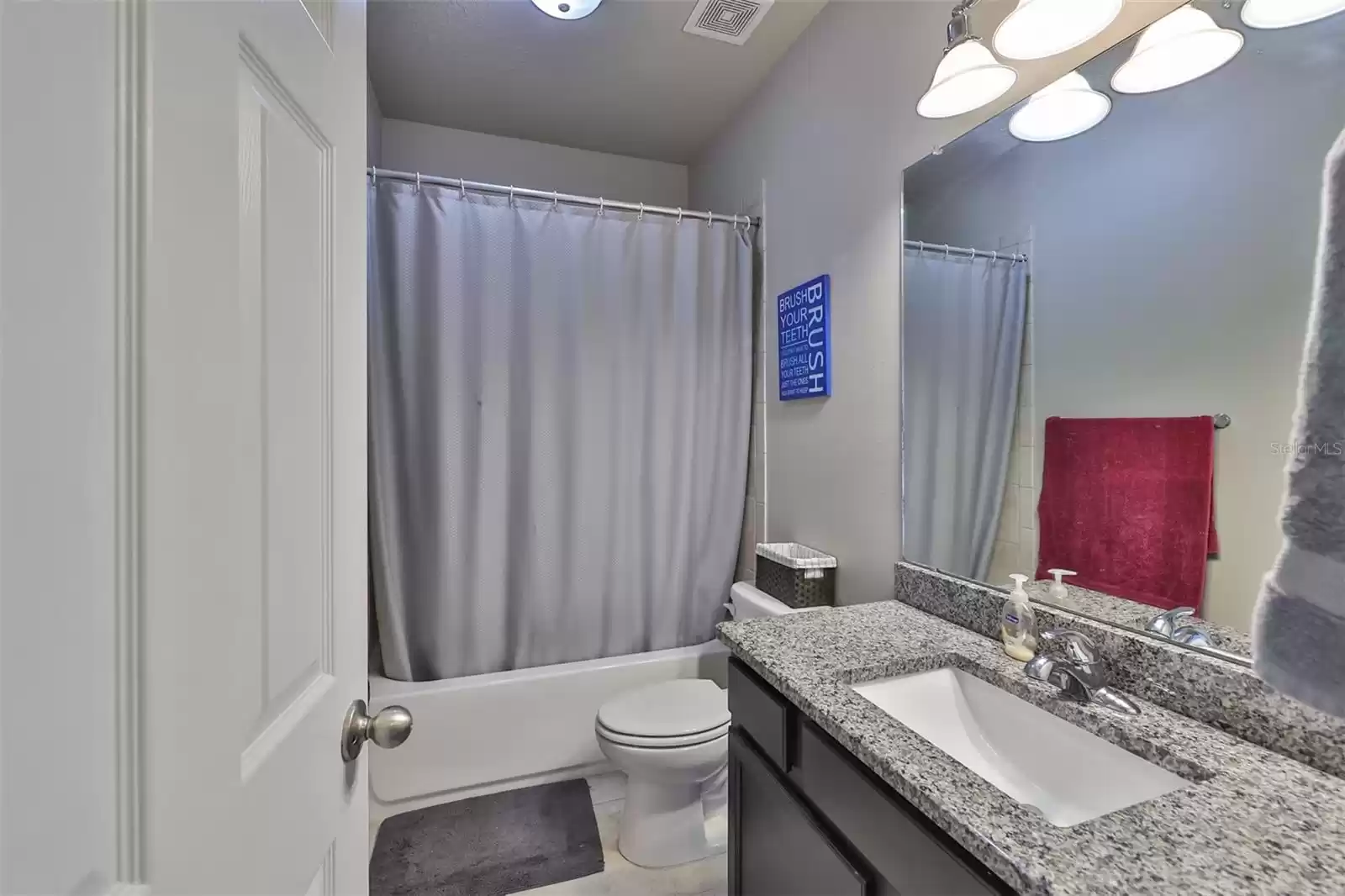 6912 MAKERS WAY, APOLLO BEACH, Florida 33572, 3 Bedrooms Bedrooms, ,2 BathroomsBathrooms,Residential,For Sale,MAKERS,MFRTB8322174