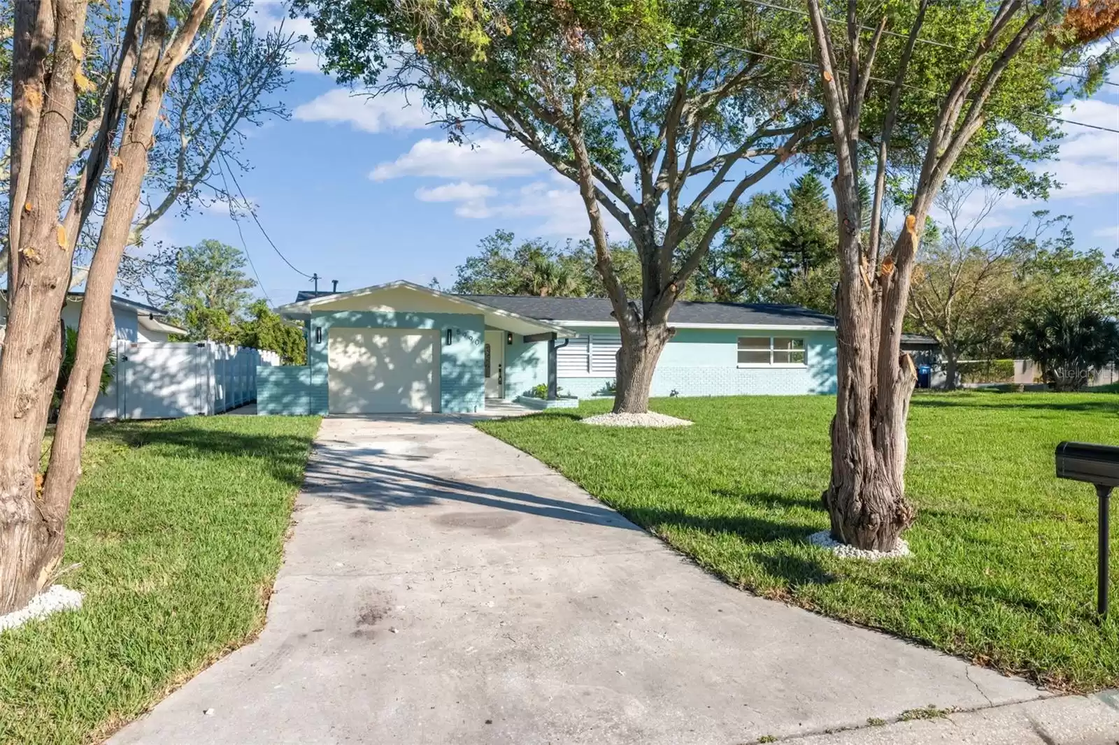 5990 12TH STREET, SAINT PETERSBURG, Florida 33705, 3 Bedrooms Bedrooms, ,2 BathroomsBathrooms,Residential,For Sale,12TH,MFRTB8322127