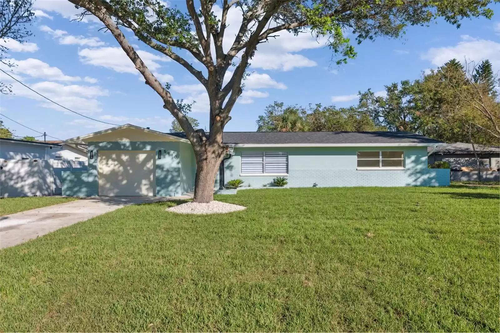 5990 12TH STREET, SAINT PETERSBURG, Florida 33705, 3 Bedrooms Bedrooms, ,2 BathroomsBathrooms,Residential,For Sale,12TH,MFRTB8322127