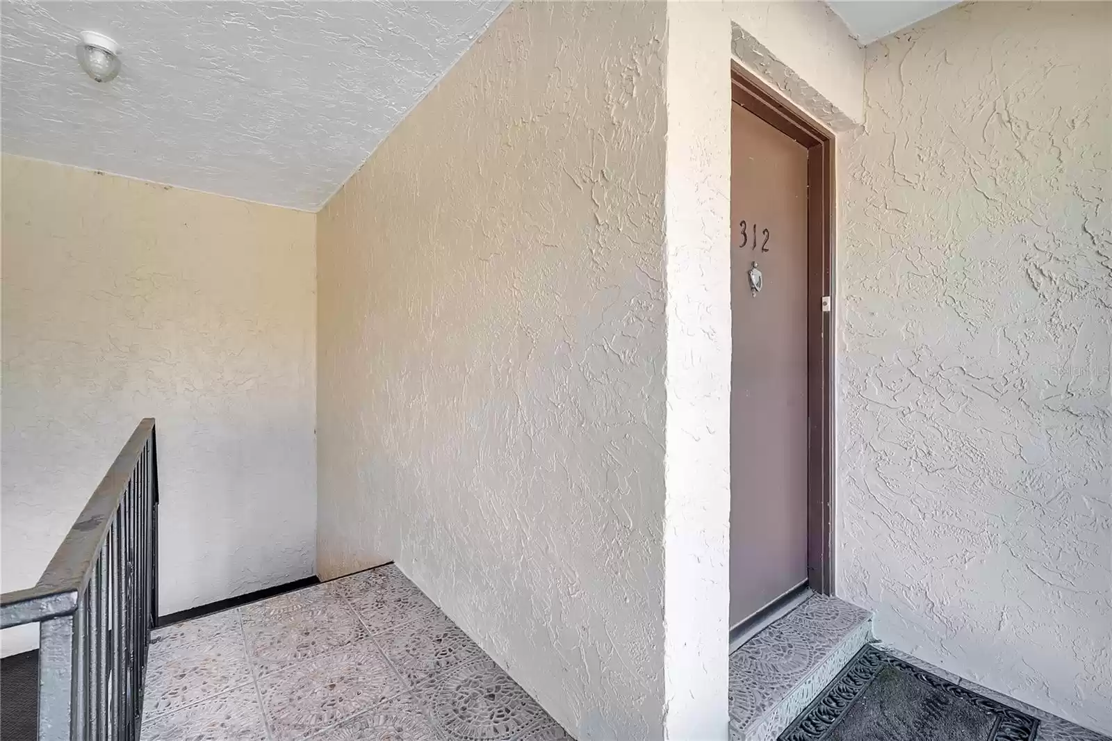 312 SAN SEBASTIAN COURT, ALTAMONTE SPRINGS, Florida 32714, 2 Bedrooms Bedrooms, ,2 BathroomsBathrooms,Residential,For Sale,SAN SEBASTIAN,MFRO6258523