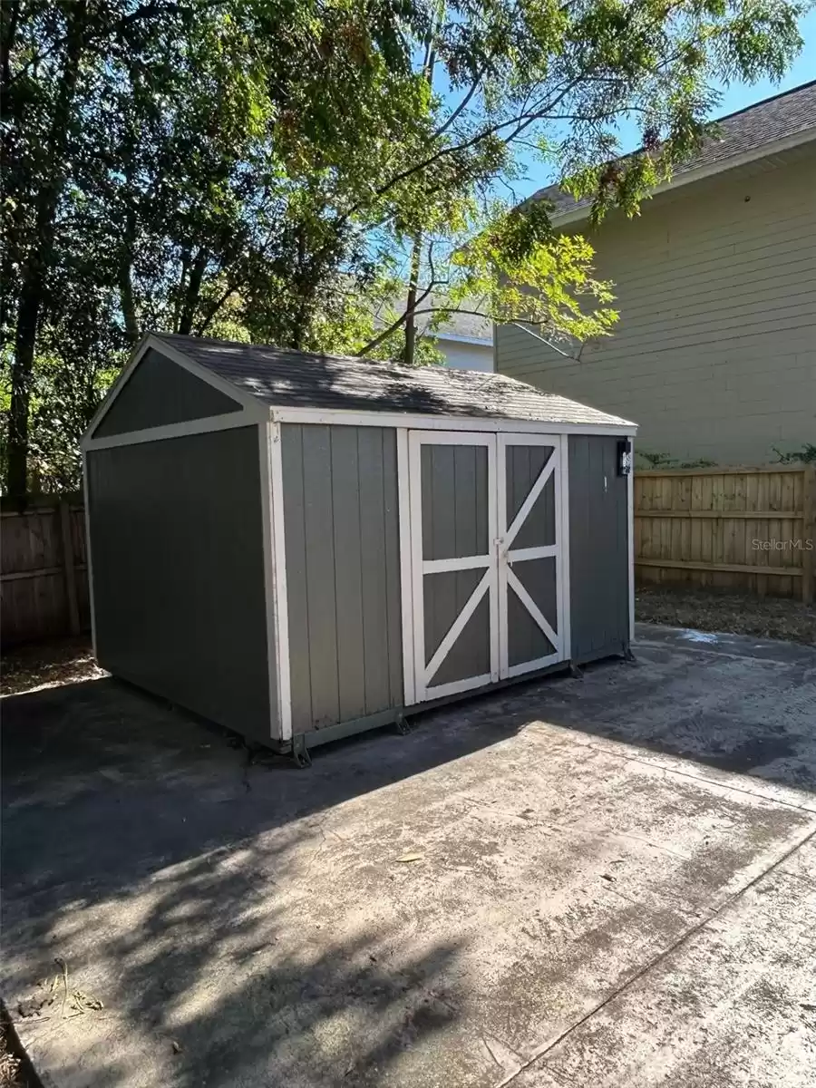 Storage shed/workshop with electricity