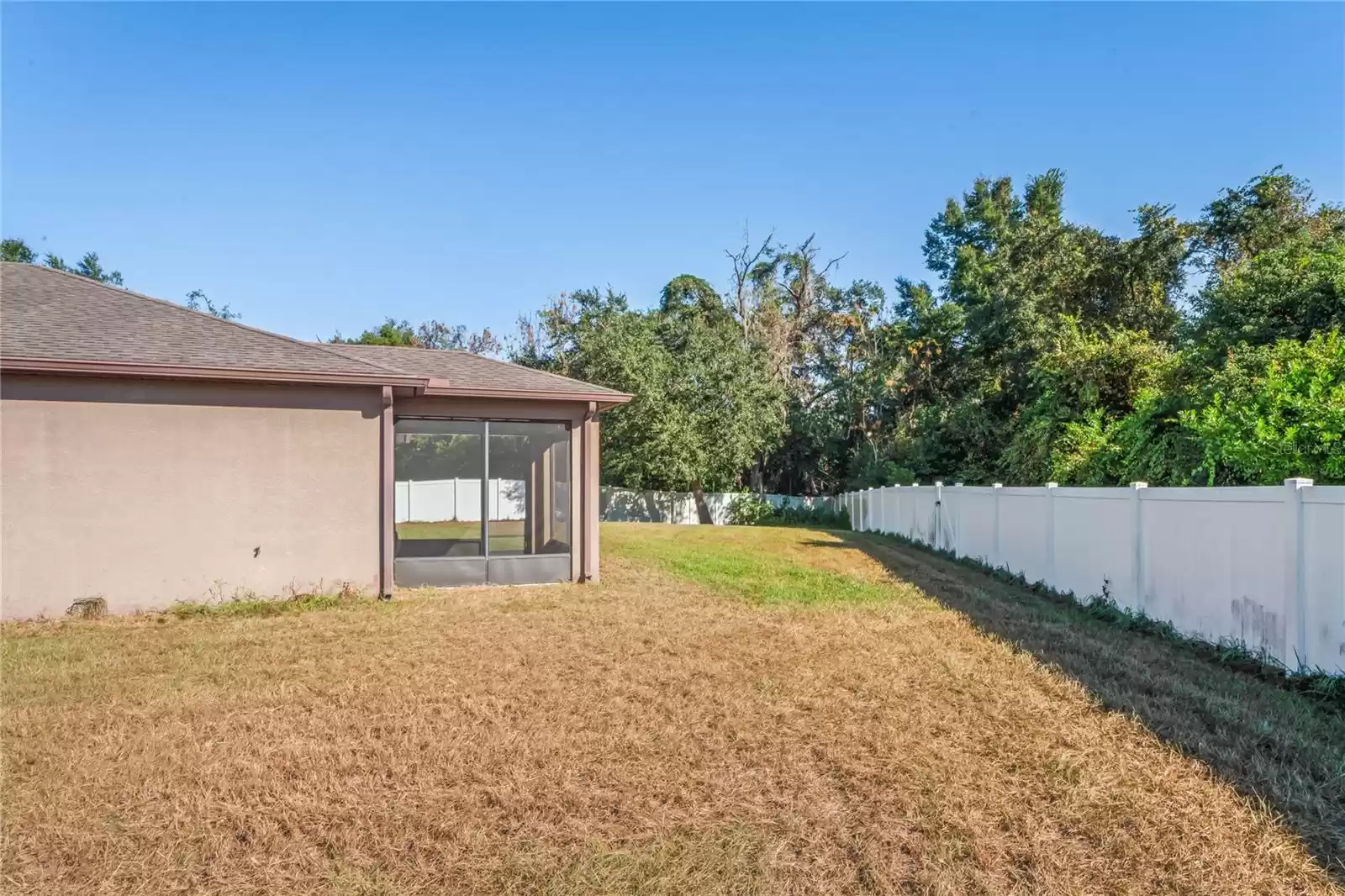 15724 PERUVIAN LILY COURT, BROOKSVILLE, Florida 34604, 3 Bedrooms Bedrooms, ,2 BathroomsBathrooms,Residential,For Sale,PERUVIAN LILY,MFRW7869998