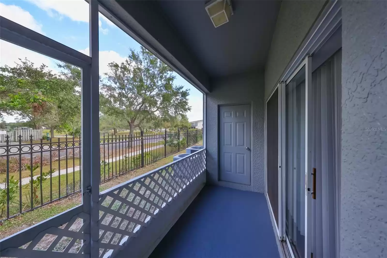 12970 KINGS CROSSING DRIVE, GIBSONTON, Florida 33534, 2 Bedrooms Bedrooms, ,2 BathroomsBathrooms,Residential Lease,For Rent,KINGS CROSSING,MFRTB8322262