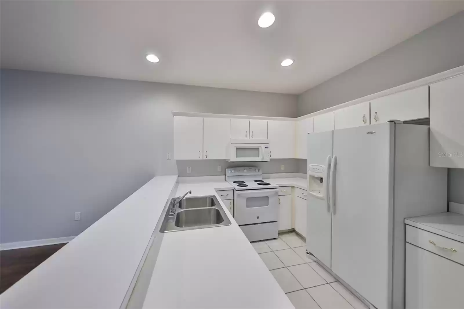 12970 KINGS CROSSING DRIVE, GIBSONTON, Florida 33534, 2 Bedrooms Bedrooms, ,2 BathroomsBathrooms,Residential Lease,For Rent,KINGS CROSSING,MFRTB8322262