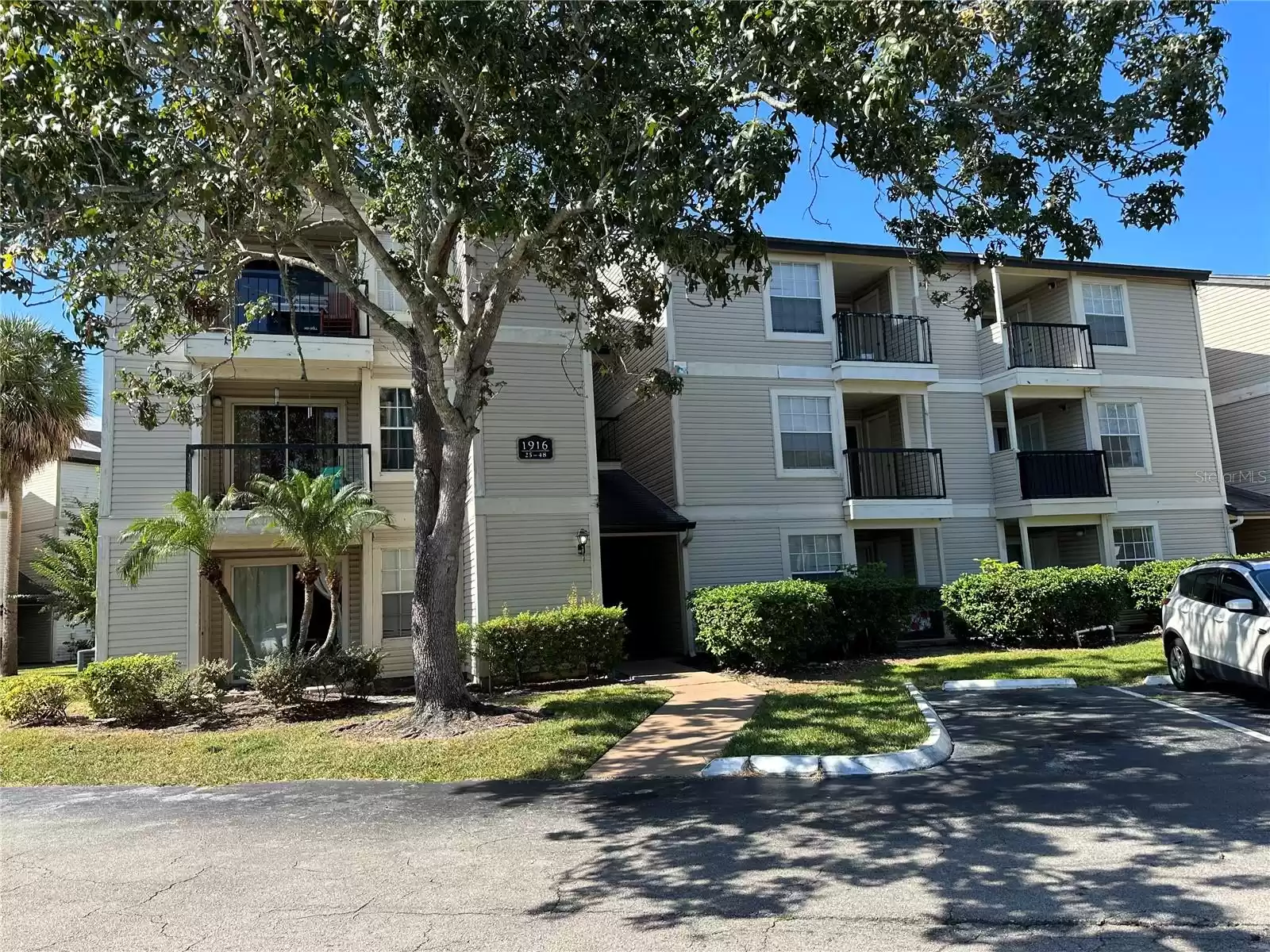 1916 LAKE ATRIUMS CIRCLE, ORLANDO, Florida 32839, 1 Bedroom Bedrooms, ,1 BathroomBathrooms,Residential Lease,For Rent,LAKE ATRIUMS,MFRO6258692