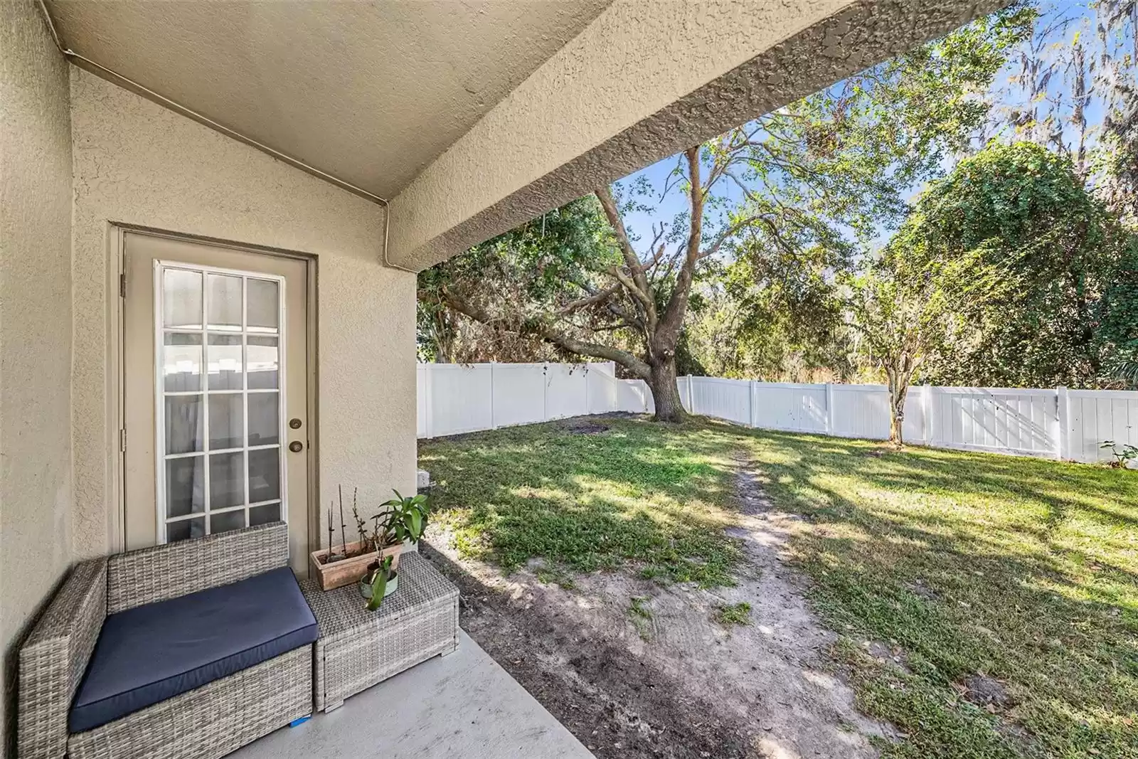 18172 CANAL POINTE STREET, TAMPA, Florida 33647, 3 Bedrooms Bedrooms, ,2 BathroomsBathrooms,Residential,For Sale,CANAL POINTE,MFRTB8322522