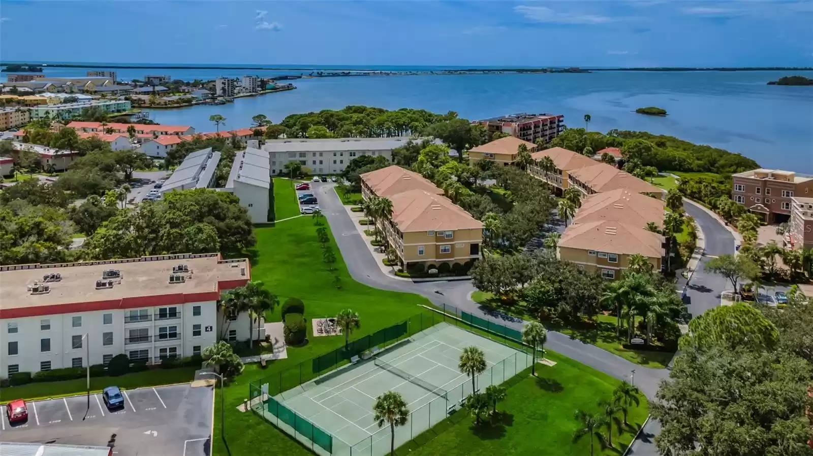 2700 BAYSHORE BOULEVARD, DUNEDIN, Florida 34698, 2 Bedrooms Bedrooms, ,1 BathroomBathrooms,Residential,For Sale,BAYSHORE,MFRTB8322582