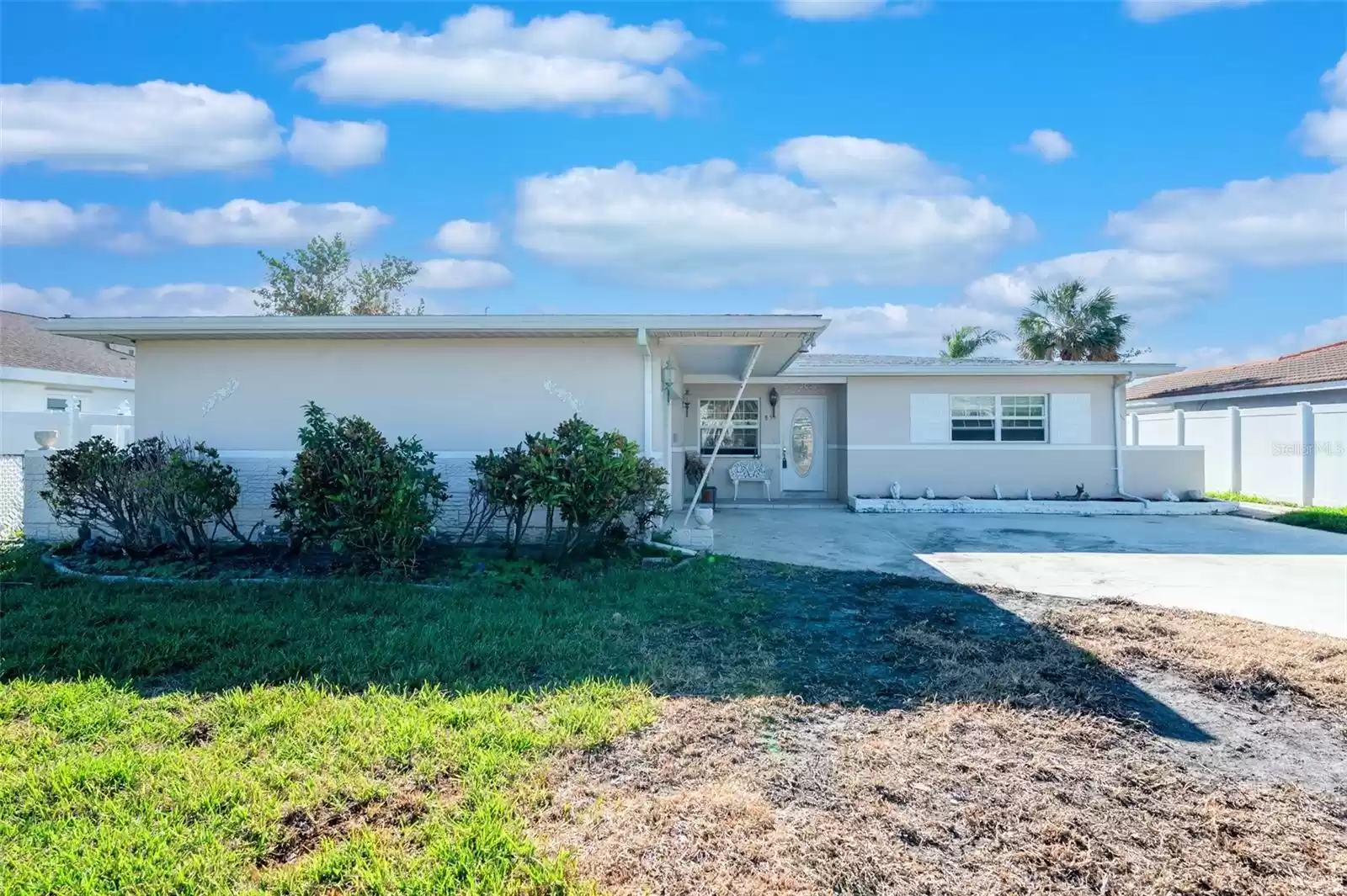 855 115TH AVENUE, TREASURE ISLAND, Florida 33706, 3 Bedrooms Bedrooms, ,2 BathroomsBathrooms,Residential,For Sale,115TH,MFRTB8322029