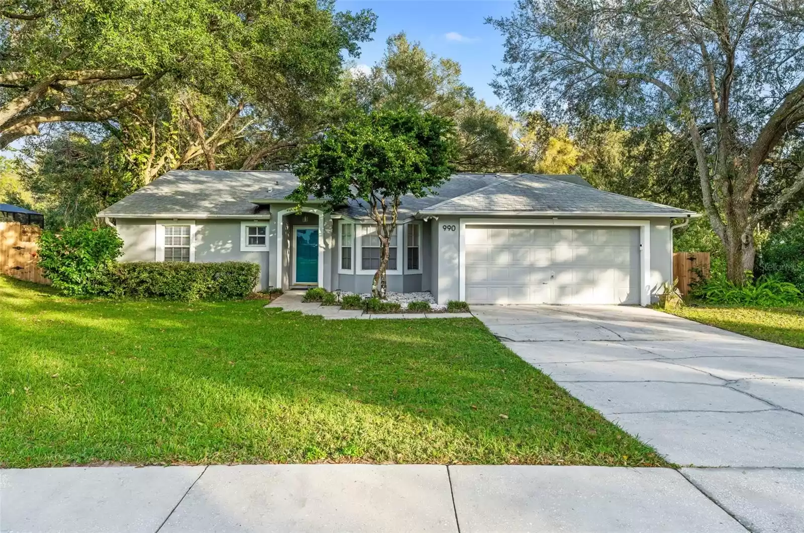 990 GLENVIEW CIRCLE, WINTER GARDEN, Florida 34787, 3 Bedrooms Bedrooms, ,2 BathroomsBathrooms,Residential,For Sale,GLENVIEW,MFRO6258709