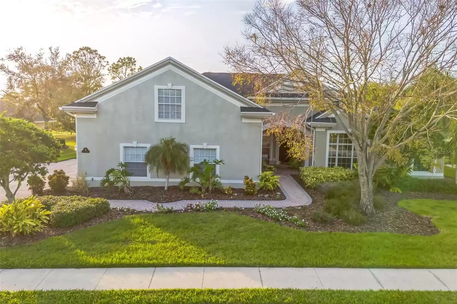 1229 VISTA HILLS DRIVE, LAKELAND, Florida 33813, 4 Bedrooms Bedrooms, ,2 BathroomsBathrooms,Residential,For Sale,VISTA HILLS,MFRO6258077