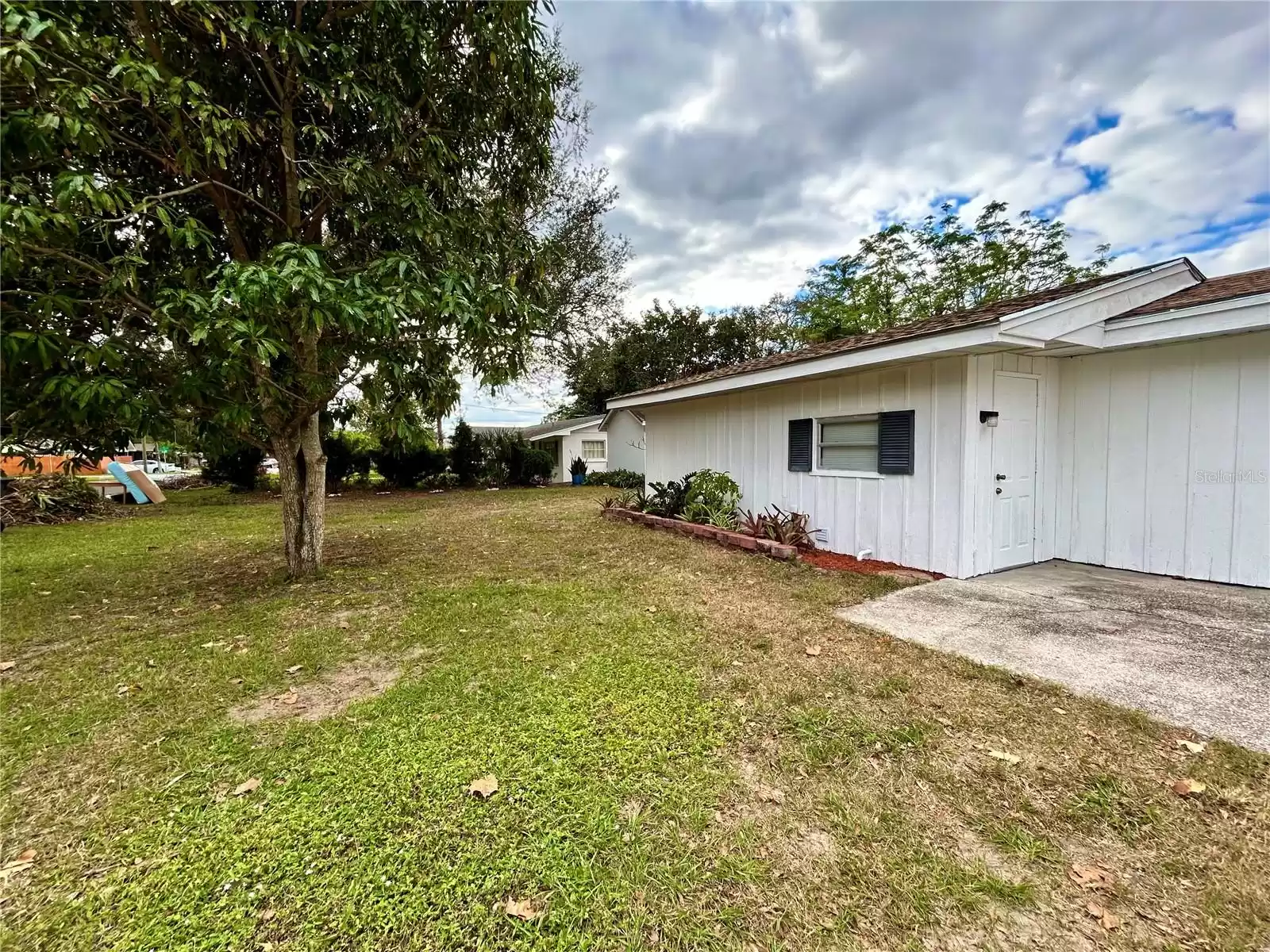 217 LAKE INA DRIVE, WINTER HAVEN, Florida 33884, 4 Bedrooms Bedrooms, ,3 BathroomsBathrooms,Residential,For Sale,LAKE INA,MFRP4932805